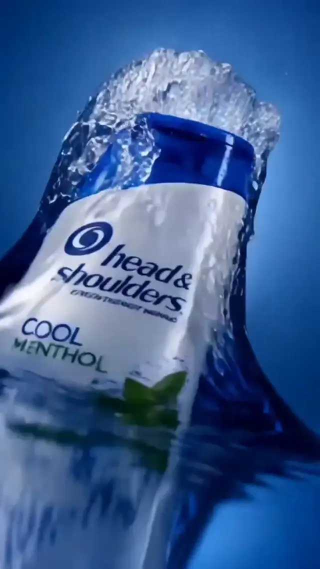 Cold Water to Condensation to Foam AI Video Prompt for Beauty Brands