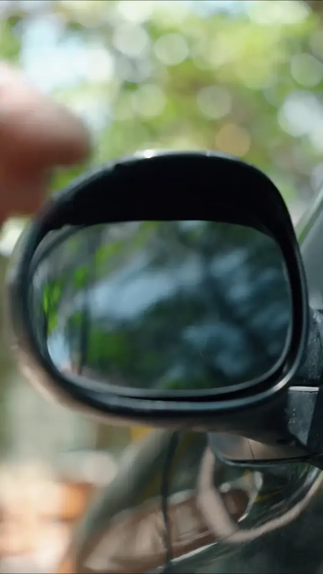 Clean Reveal AI Video Ad for Minimalist Branding