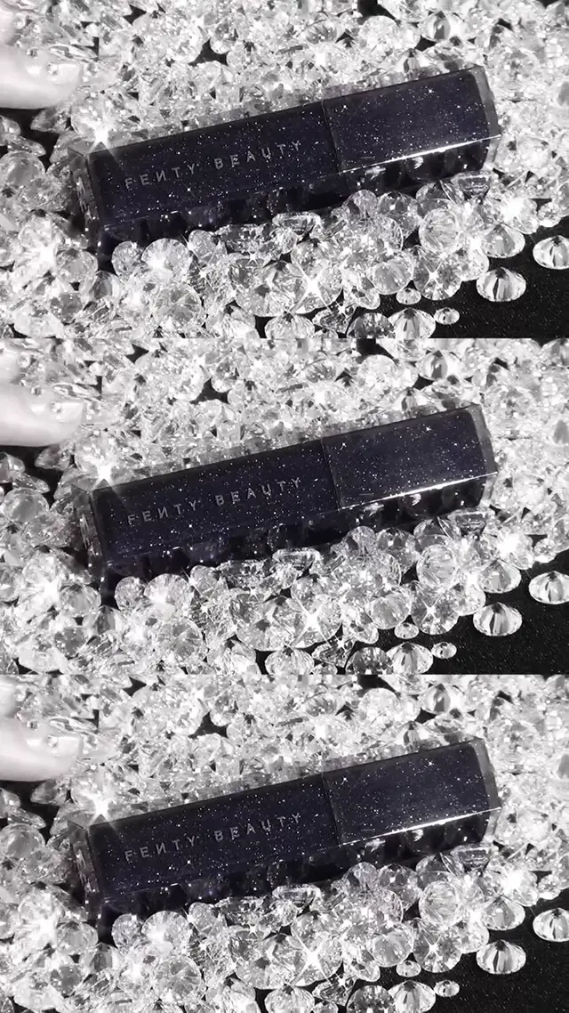 Futuristic Beauty Ad Concept: Glossy Macro Video Prompt for Ecommerce
