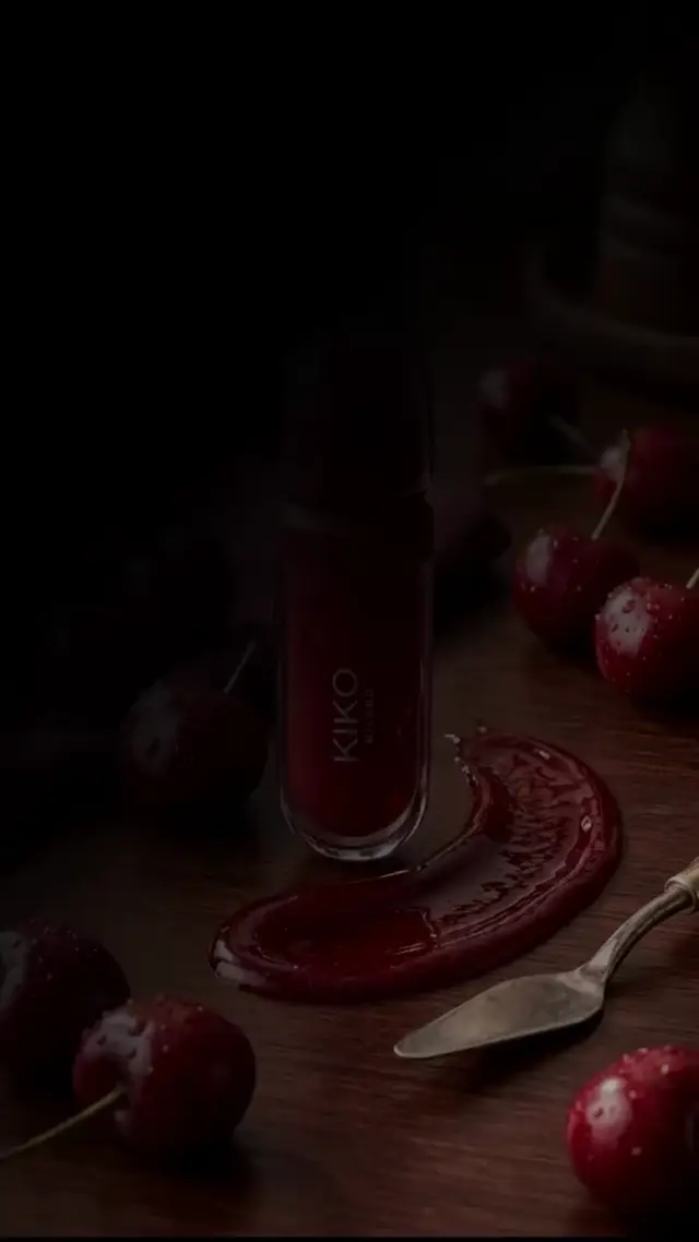 Moody Liquid Splash Video Ad Ideas for Beauty and Beverage Brands