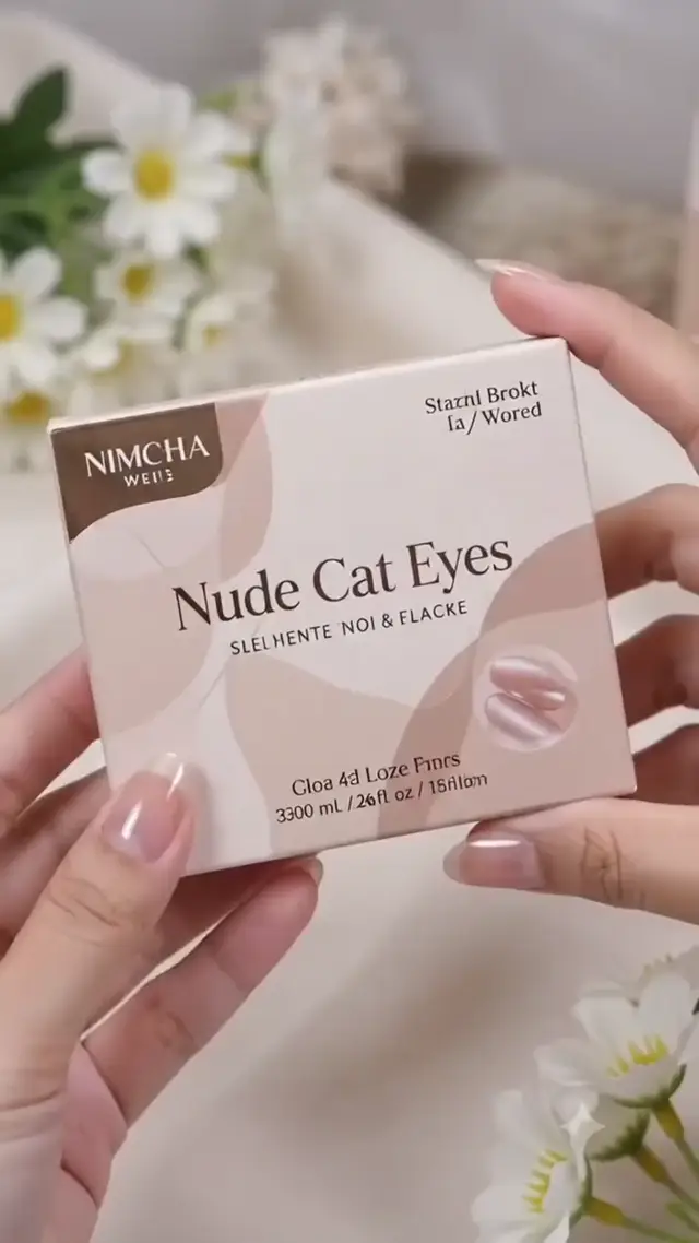 Macro Cat-Eye Press-On Nails Promotional Video Prom