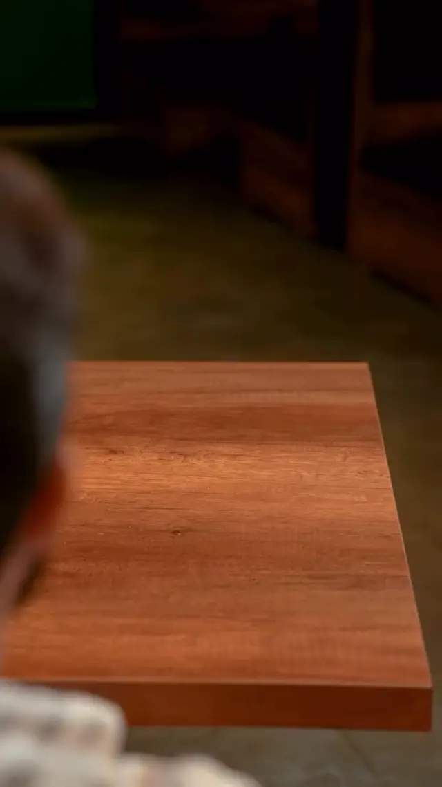 Augmented Reality Dining Experience AI Video Prompt for Restaurants and Tech Brands