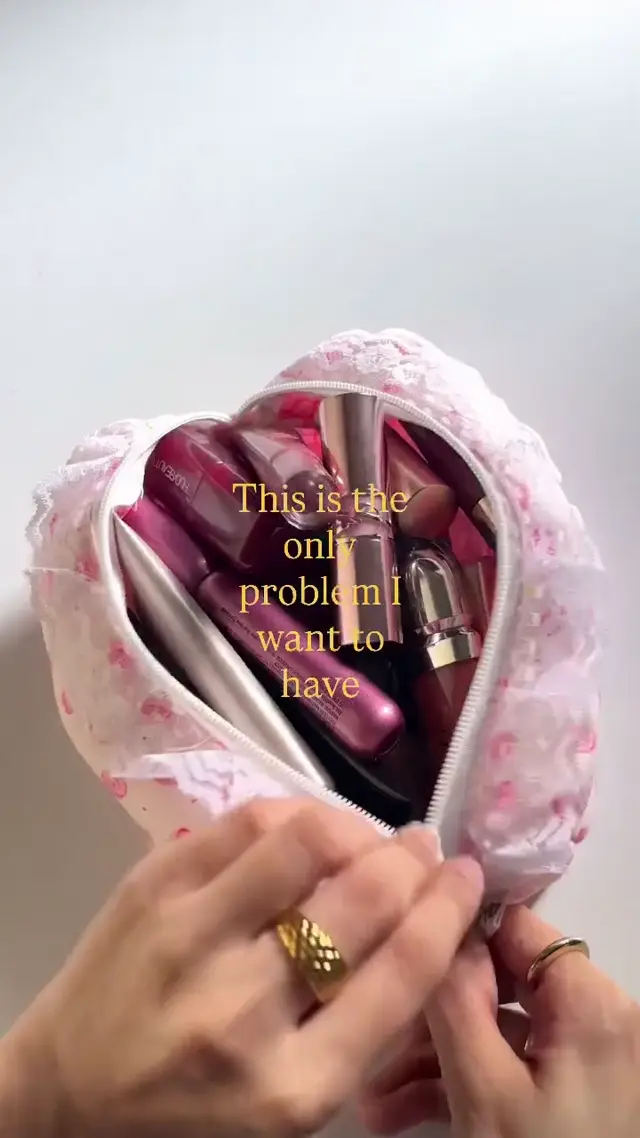 Macro Product Reveal Video Prompt for Beauty and Lifestyle Brands