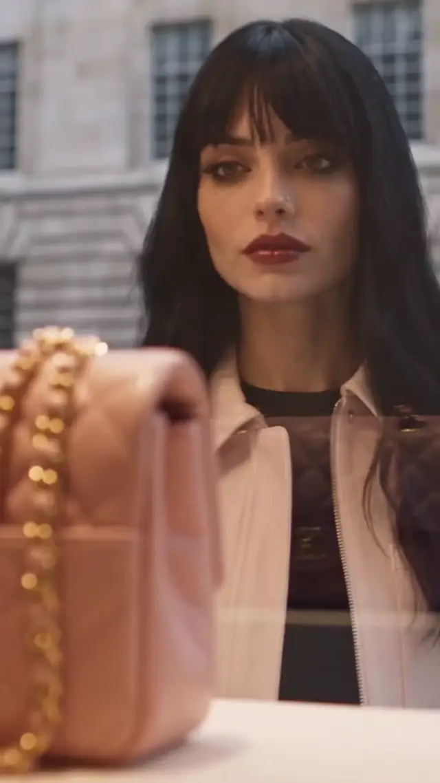 Quirky Omens AI Video Prompt: A Cinematic Product Ad Concept