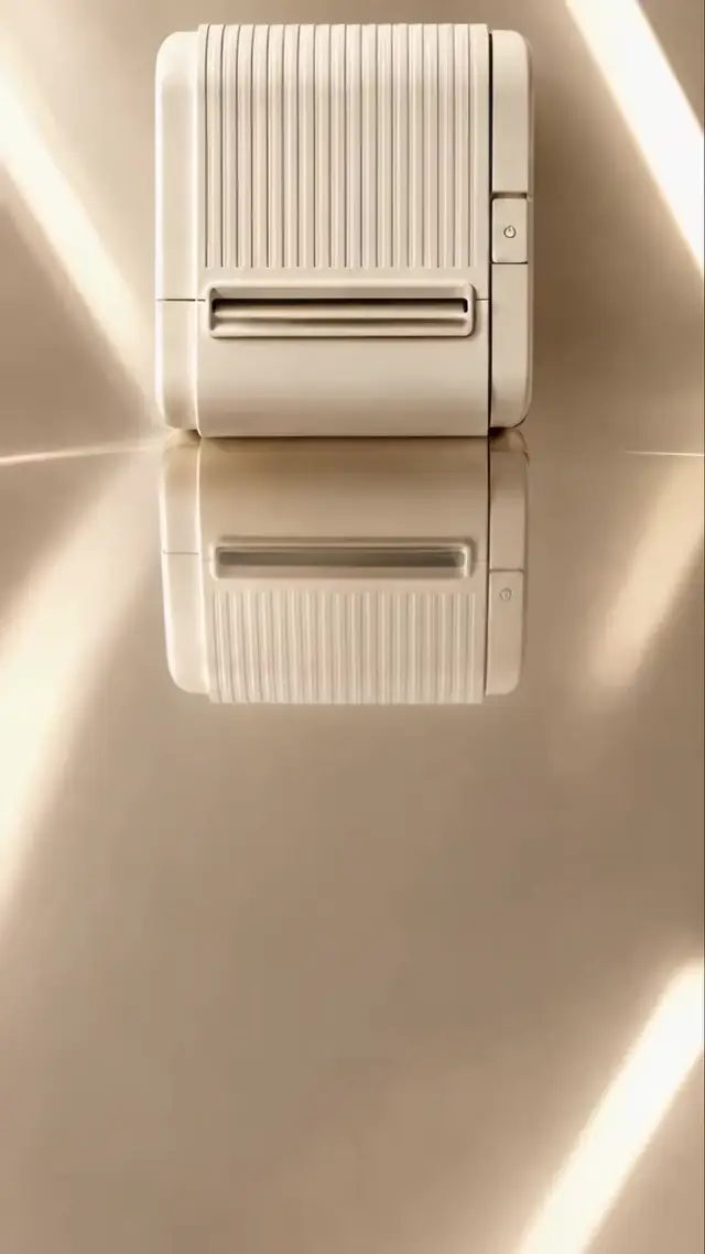 Stop-Motion Receipt to 3D Product Reveal AI Video Prompt for Fashion